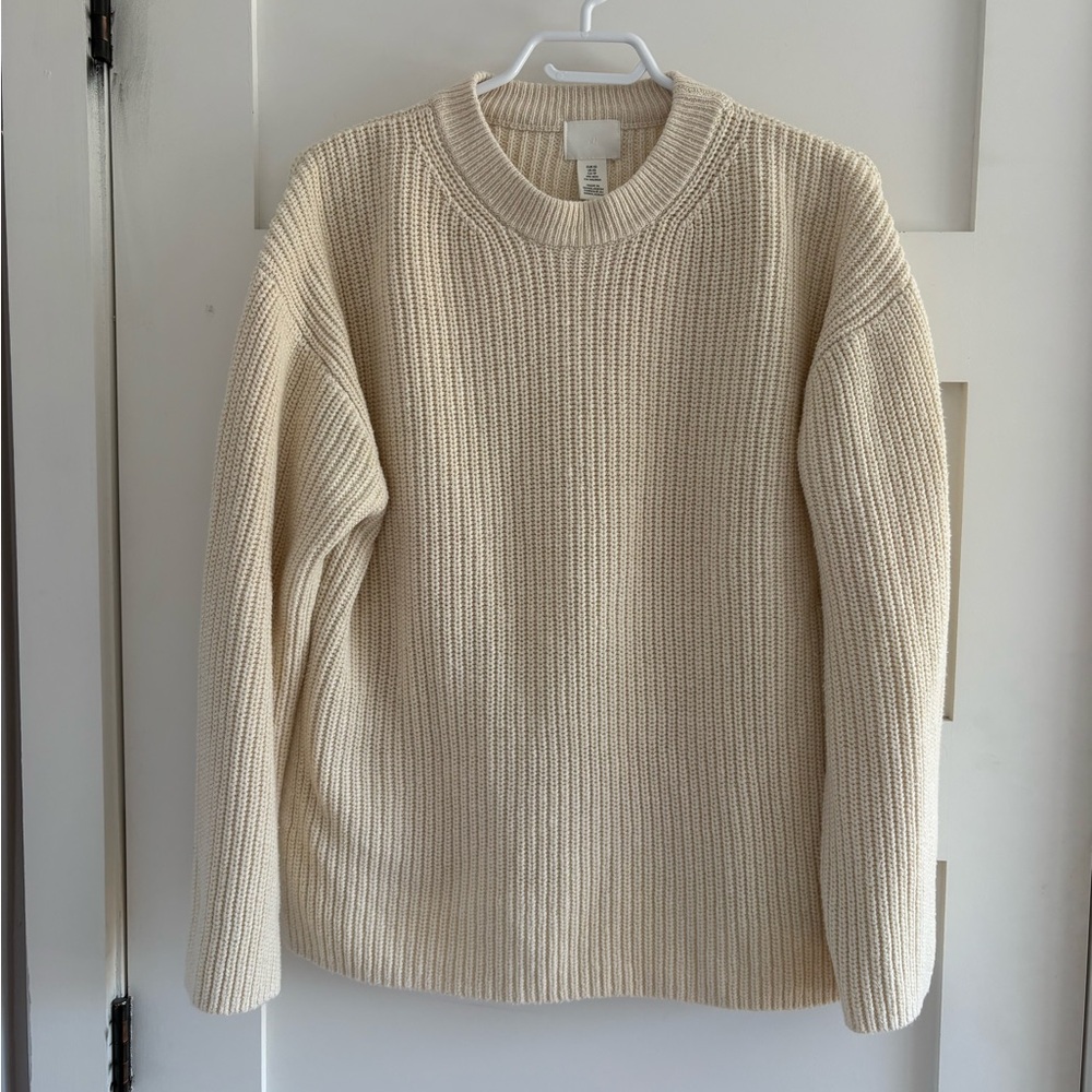 H&M cream ribbed knit sweater size XS